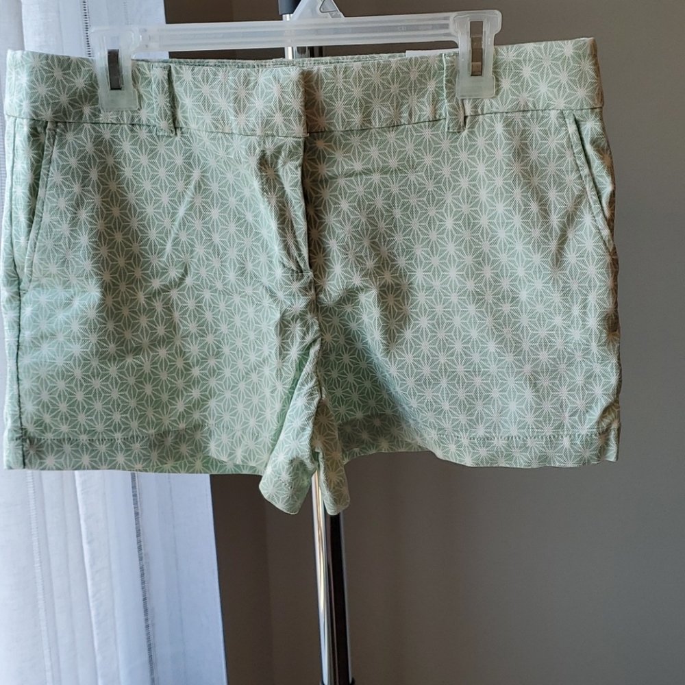 NWT! Loft Outlet 4" Inseam Shorts - Size 10